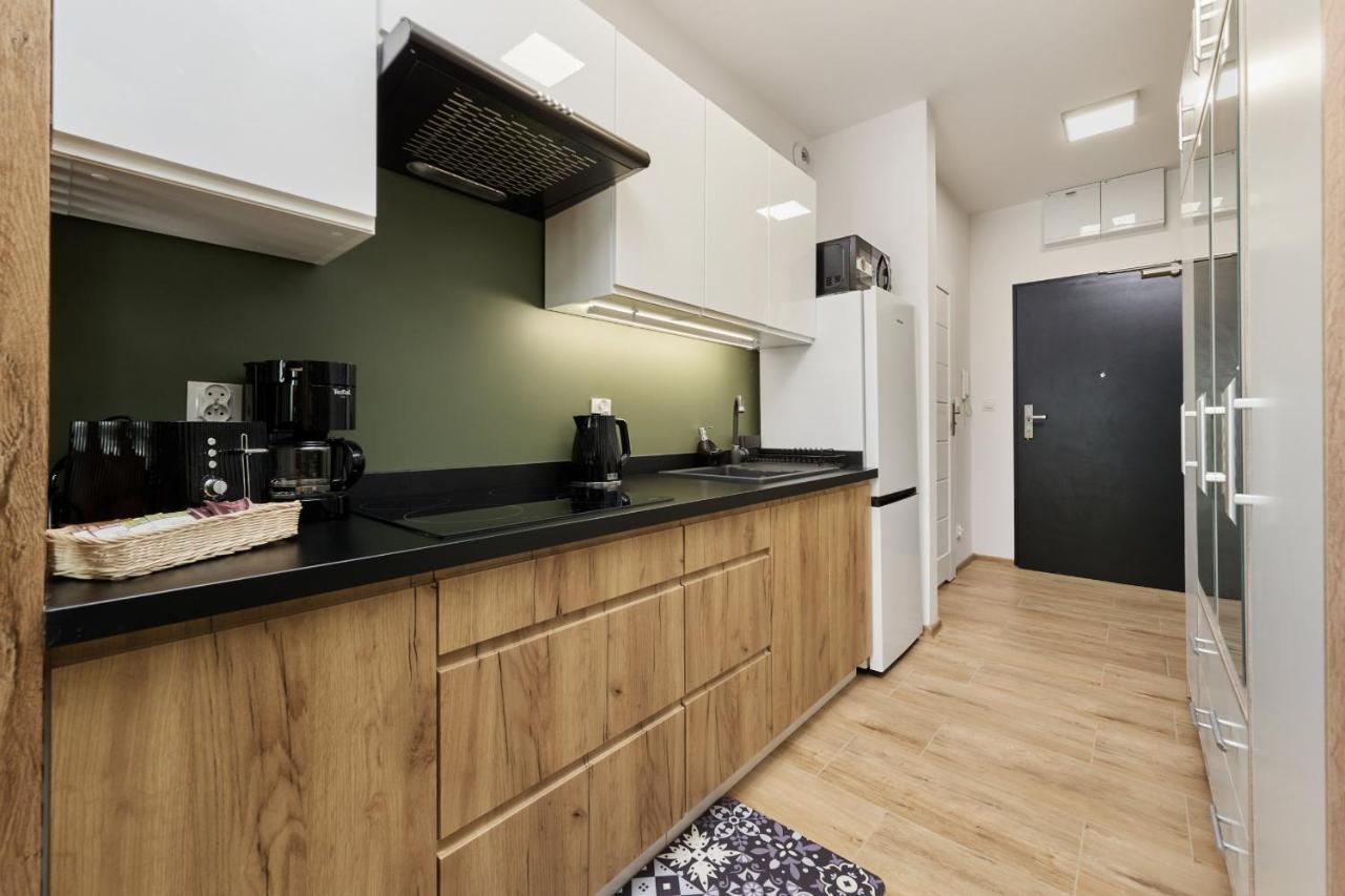 City Panorama Studio Apartments Jaworska 4 By Noclegi Renters Wrocław Eksteriør bilde